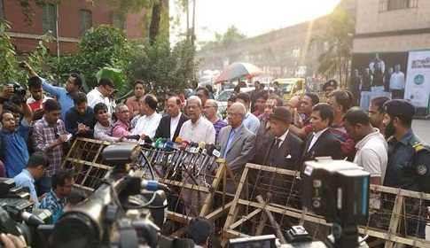 ঐক্য নিয়ে এগিয়ে যেতে বলেছেন খালেদা : ফখরুল