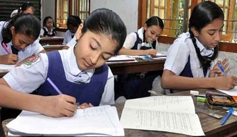 মূল্যায়নে অনিয়ম, পিএসসি পরীক্ষার ২৪ খাতা সিলগালা