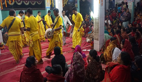 পাংশায় নিতাই গৌর সেবাশ্রমে মহানাম যজ্ঞানুষ্ঠানের সমাপ্তি