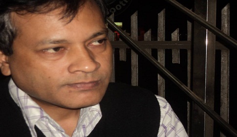সাহিত্যের অপরাজনীতি ও কুচক্রীর হাতে সুন্দরের আয়োজন!