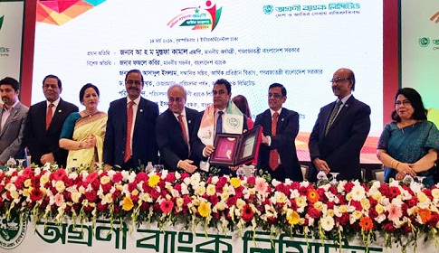 প্রাণকে দিয়েই বন্ডের বিনিয়োগ শুরু করব : অর্থমন্ত্রী