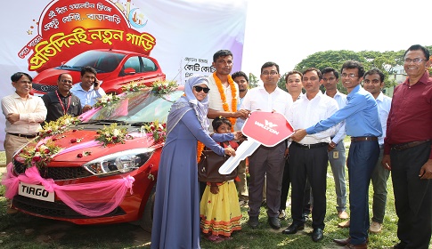 ওয়ালটন ফ্রিজ কিনে গাড়ি পেলেন বিজিবি সদস্য বাচ্চু