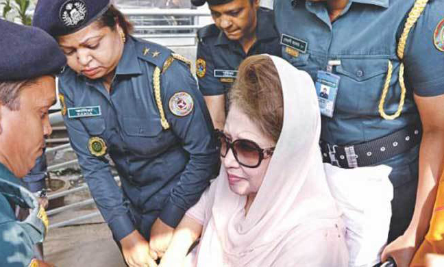 খালেদার মামলা নিয়ে আইনজীবীদের সঙ্গে স্থায়ী কমিটির বৈঠক
