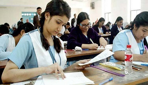 পাবলিক পরীক্ষার সময় কমছে