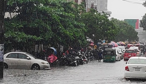 বৃষ্টি থাকতে পারে আরও ৩ দিন