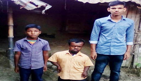 নওগাঁয় বিনে পয়সায় পুলিশে চাকুরি পেলেন ১২০ জন