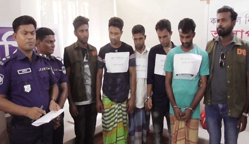 নড়াইলে মাদক ব্যবসার অভিযোগে আটক ১০