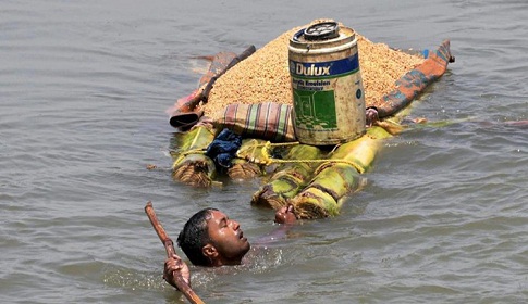 বন্যায় ডুবছে দক্ষিণ এশিয়া, নিহত শতাধিক