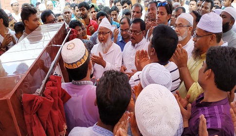 বাংলাদেশ সম্পূর্ণ সাম্প্রদায়িক সম্প্রীতির দেশ : খাদ্যমন্ত্রী