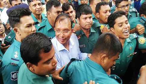 ঘুষ লেনদেনের মামলায় গ্রেফতার দেখানো হয়েছে ডিআইজি মিজানকে
