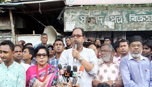 আইনমন্ত্রীর সমালোচনায় দুদু