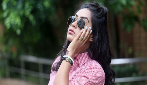 বিপাশার গল্পে তৌকীরের নায়িকা মম