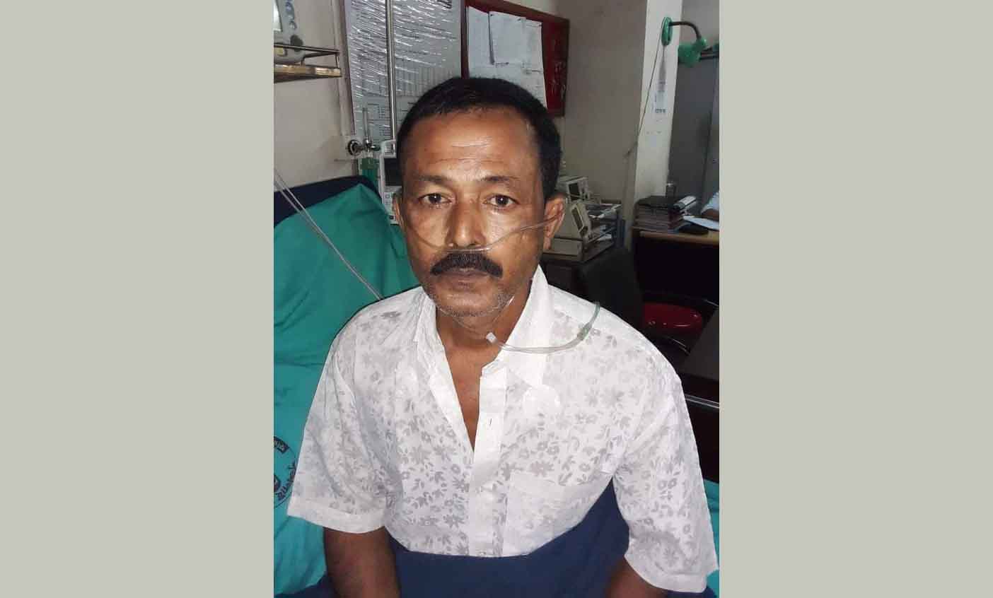 বিনা চিকিৎসায় মারা যাচ্ছেন বীর মুক্তিযোদ্ধা দুর্গাদাসের সন্তান দিলীপ লাহিড়ী!