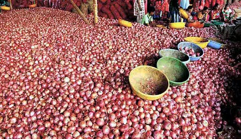 পেঁয়াজ নেই, তবুও বিক্রির ঘোষণা টিসিবির!