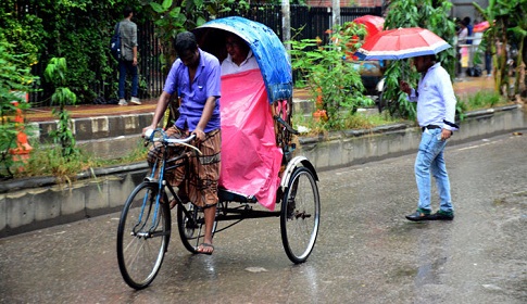 দুর্গাপূজায় বৃষ্টির আভাস