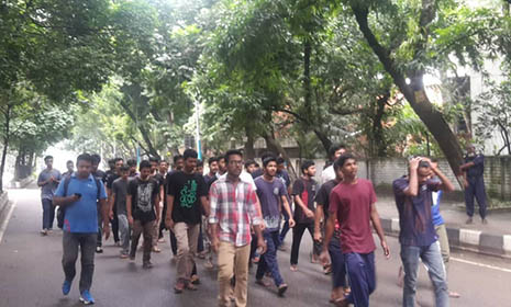 বুয়েটের সব ভবনে তালা ঝুলানোর হুঁশিয়ারি