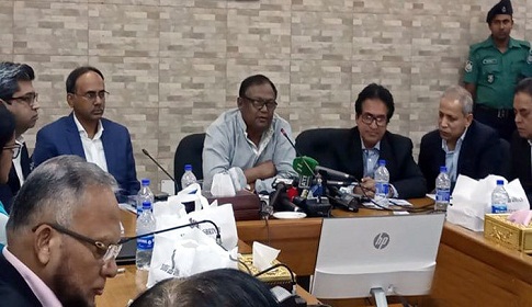 পেঁয়াজের ঝাঁজে বাঁচছি না : টিপু মুনশি