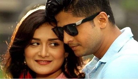 আজ রাতে একুশে টিভিতে 'ভালোবাসার সাদা গোলাপ'