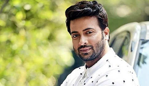 শাকিবের বাসায় রাজউকের অভিযান : ১০ লাখ টাকা জরিমানা