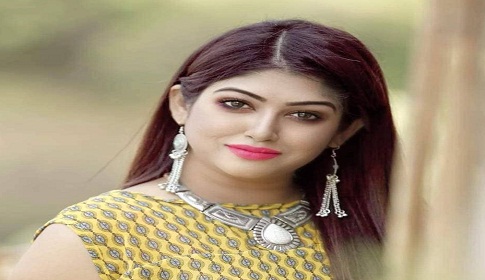 বৃদ্ধাশ্রমে জন্মদিন পালন করব : প্রিয়া আমান