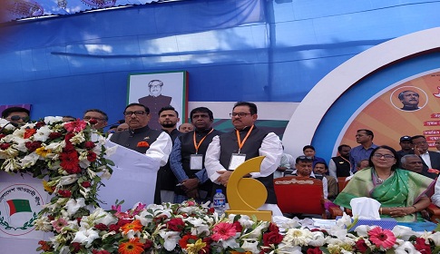 বিলবোর্ড দেখিয়ে নেতা হওয়া যায় না : কাদের