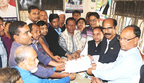আগৈলঝাড়ায় রিপোর্টার্স ইউনিটির সম্পত্তি হস্তান্তর