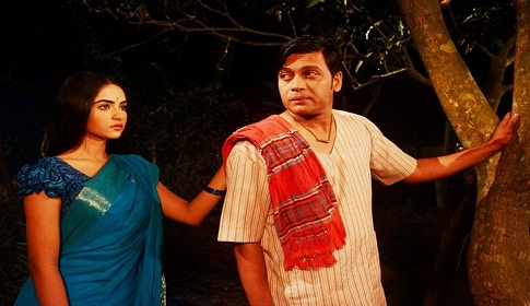 চাঙ্গা হচ্ছে ঝিমিয়ে পড়া চলচ্চিত্র শিল্প