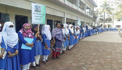 বাল্য বিয়ে মুক্ত ময়মনসিংহ বিভাগ বাস্তবায়নে কেন্দুয়ায় মানববন্ধন