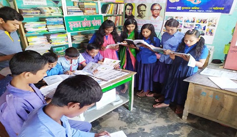জ্ঞানের আলো ছড়াচ্ছে সাদুল্যাপুরের ‘সুলতানা রাজিয়া পাঠাগার’