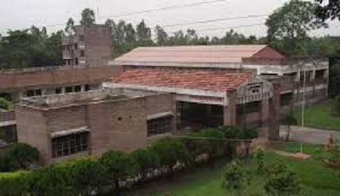 শিক্ষায় এখন পায়রাবন্দের মেয়েরা এগিয়ে, ভিক্ষুকের মেয়ে মাস্টার্স করছে