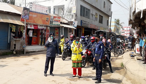 রাণীনগরে করোনা ভাইরাস প্রতিরোধে থানা পুলিশের সচেতনতা টহল