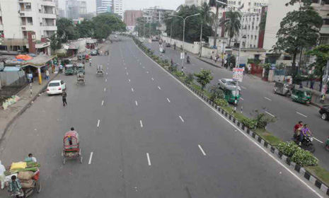 আজ থেকে ঢাকার রাস্তায় কড়াকড়ি