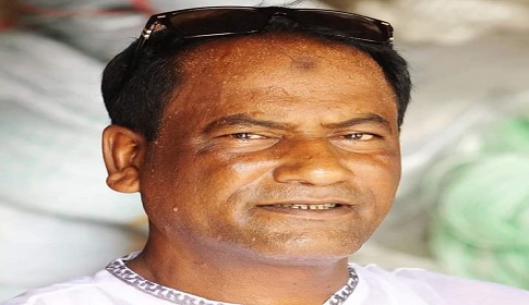 পাথরঘাটায় চুরির অভিযোগে চেয়ারম্যান আটক