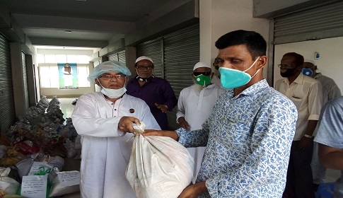 নাগরপুরে মুক্তিযুদ্ধের চেতনা বাস্তবায়ন মঞ্চ এর উদ্যোগে খাদ্য সামগ্রী বিতরণ
