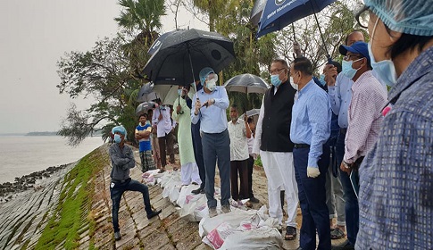 করোনার কারণে আমপানে ক্ষতিগ্রস্থ বেড়িবাঁধ মেরামতে দেরী হচ্ছে : প্রতিমন্ত্রী জাহিদ