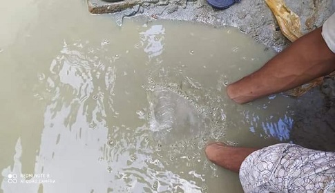 নলকূপ বসাতে গিয়ে গাইবান্ধায় মিললো গ্যাসের সন্ধান