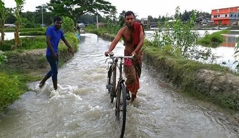 বাগেরহাটে সড়কের বেহাল দশা, বিপাকে ৮ গ্রামের মানুষ