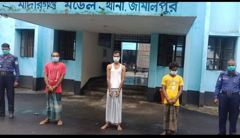 প্রেমের ফাঁদে ফেলে ধর্ষণ, ভিডিও ভাইরাল করায় জেলহাজতে তিন যুবক