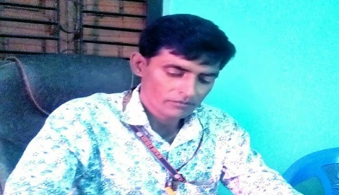 দীপক চক্রবর্তী’র দুটি ছড়া