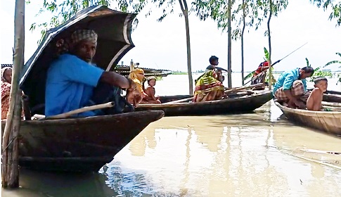 টাঙ্গাইলের সব নদীতে ফের পানি বাড়ছে, বানভাসি মানুষের দুরবস্থা চরমে
