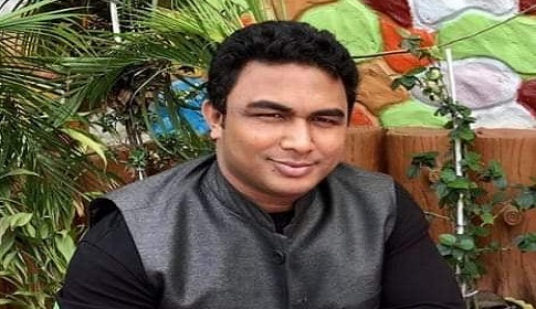 মানুষকে মূল্যায়ন করা উচিত তাঁর বোধে, চিন্তায়, প্রকাশে ও মনুষ্যত্বে