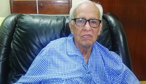 উপার্জিত অর্থের সবই ব্যয় করেছেন সমাজসেবায়