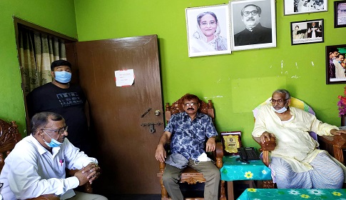 এমপি নূরুজ্জামান বিশ্বাসকে অভিনন্দন জানালেন বিএনপি নেতা