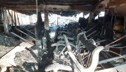 গাজীপুরে ফার্নিচারের দোকানে আগুন, তিন ঘন্টার চেষ্টায় নিয়ন্ত্রন