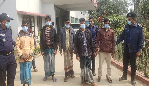 হাতিয়ায় নারীকে বিবস্ত্র করে নির্যাতনের ঘটনায় গ্রেফতার ৫