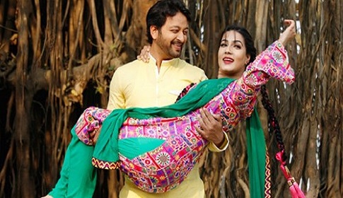 নতুন তিন সিনেমায় সাইমন-মাহি জুটি