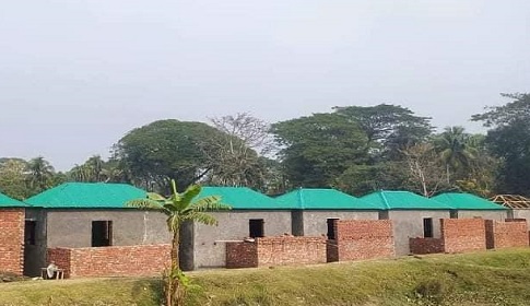 রায়পুরে গৃহহীনদের ঘর পেয়েছেন স্বচ্ছলরা!