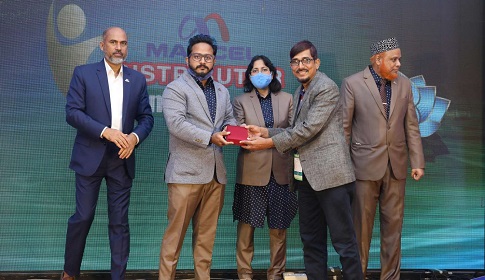 ইলেকট্রনিক্স ব্যবসায় শীর্ষে যাওয়ার প্রত্যয় মার্সেলের