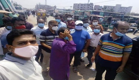 কালিয়াকৈর প্রেসক্লাবের উদ্যোগে মাস্ক বিতরণ
