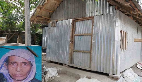 আপনজনের সহায়তা না পেলেও রফিক এমপির সহায়তায় ঘর পেলেন বৃদ্ধা